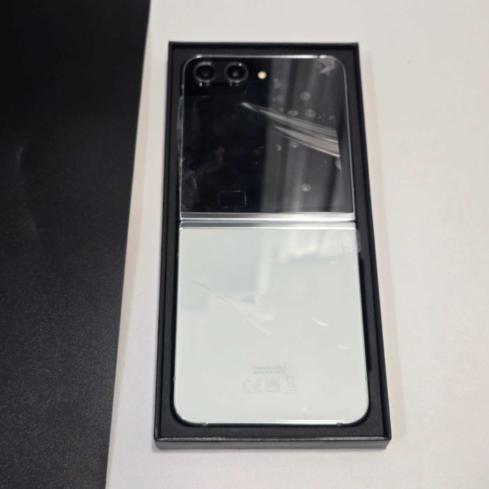 HOPE AMANET P8 Samsung Flip 5 512 Gb 8 Gb Ram FullBox Utilizat