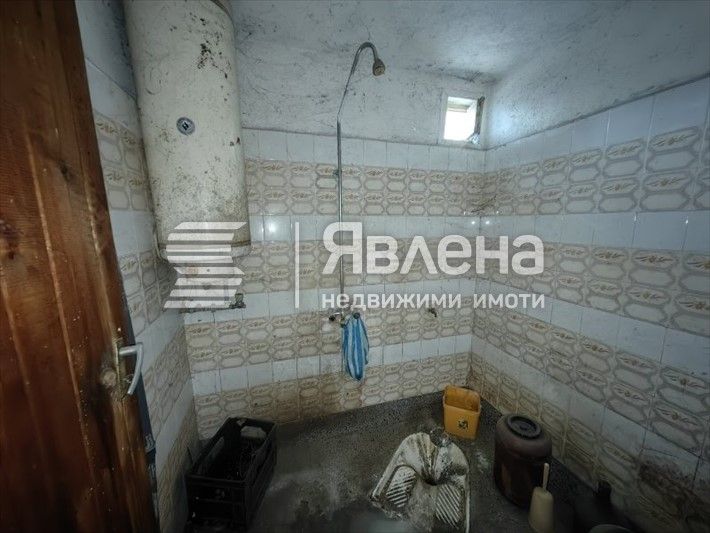 Продава се Къща в с. Крупник, Област Благоевград - 162 кв.м за 494 €/кв.м - Снимка #2