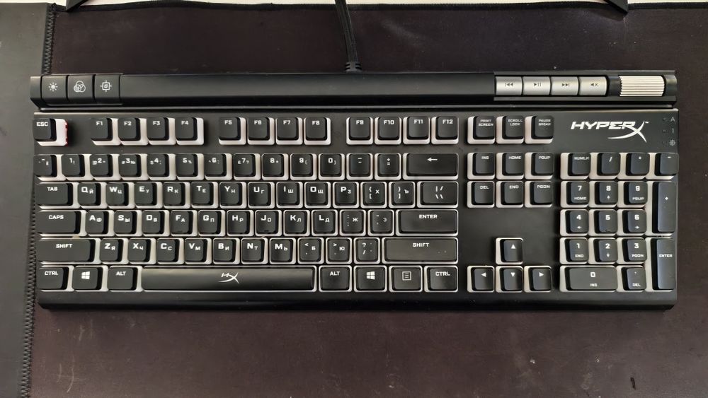 Продаю HyperX Alloy Elite 2 (механическая, RGB, оригинал)