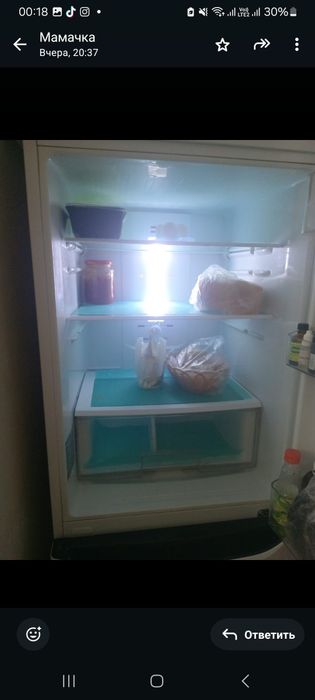 Халодильник LG белый цвет