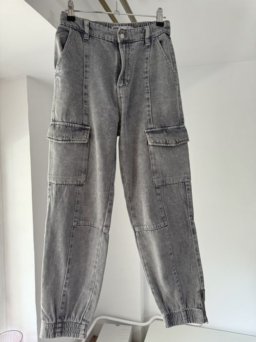 Pantaloni cargo Bershka denim gri