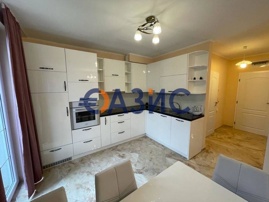 Продава се Тристаен апартамент в к.к. Слънчев бряг - 99 кв.м за 1056 €/кв.м - Снимка #7