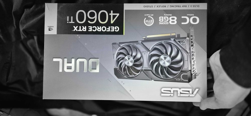 Продавам карта - ASUS Dual GeForce RTX 4060 Ti EVO OC Edition 8GB