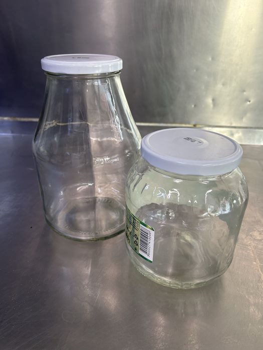 Подарявам буркани