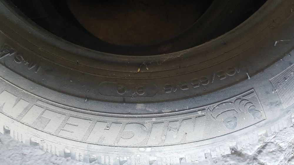 Шина мичелин зимний 195/65 R15... 2  дона бор
