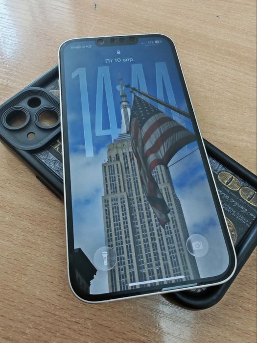 Айфон 14 гб128/77акб