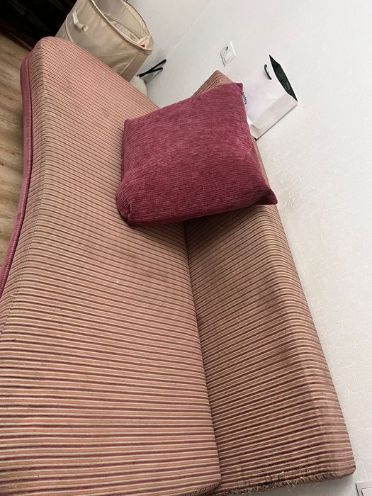Продам диван книжку