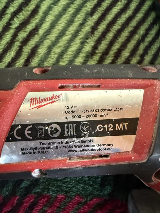 Milwakee M12 C12 MT unghiular multitool 2 acumulatori