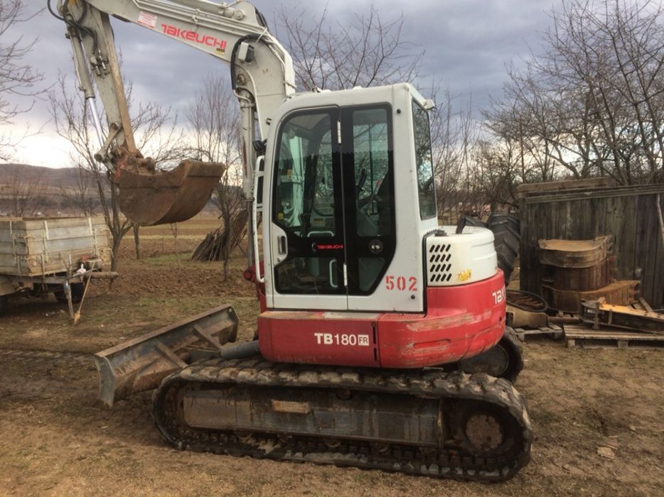 Inchiriez excavator dumper
