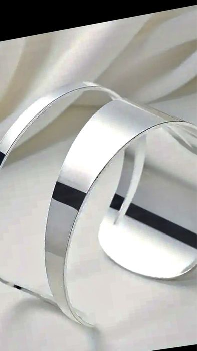 Стоманена гривна