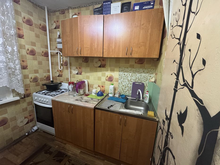Продам 1ком квартиру !