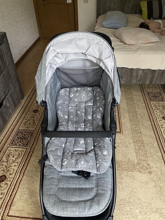 Продам детскую коляску