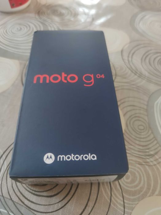 Продавам  Моторола g04