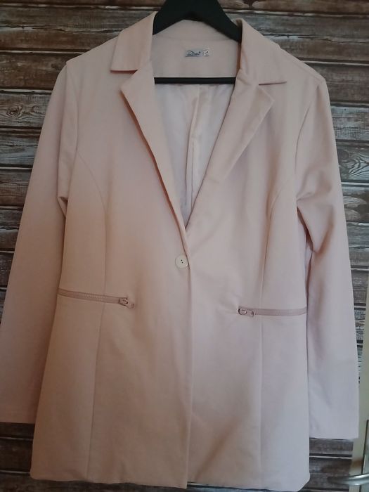 Дамско якета М и сако L