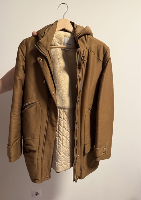 Кафяво яке Mango