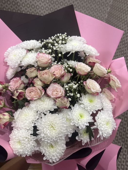 Букет хризонтема с розой