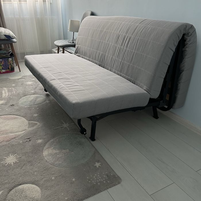Se vinde canapea Lykselle achizitionata de la Ikea