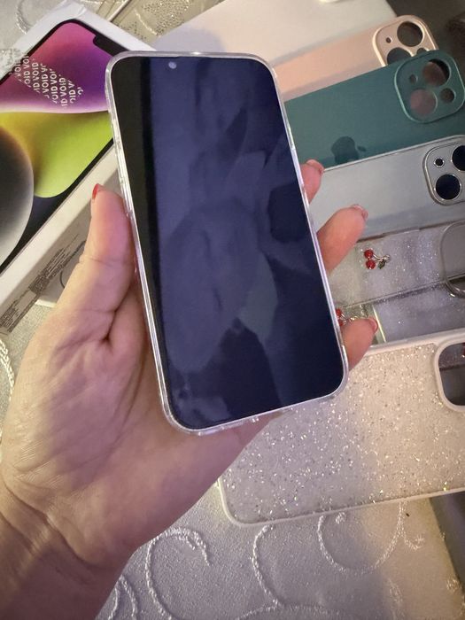 Продам телефон  Айфон Iphone 14