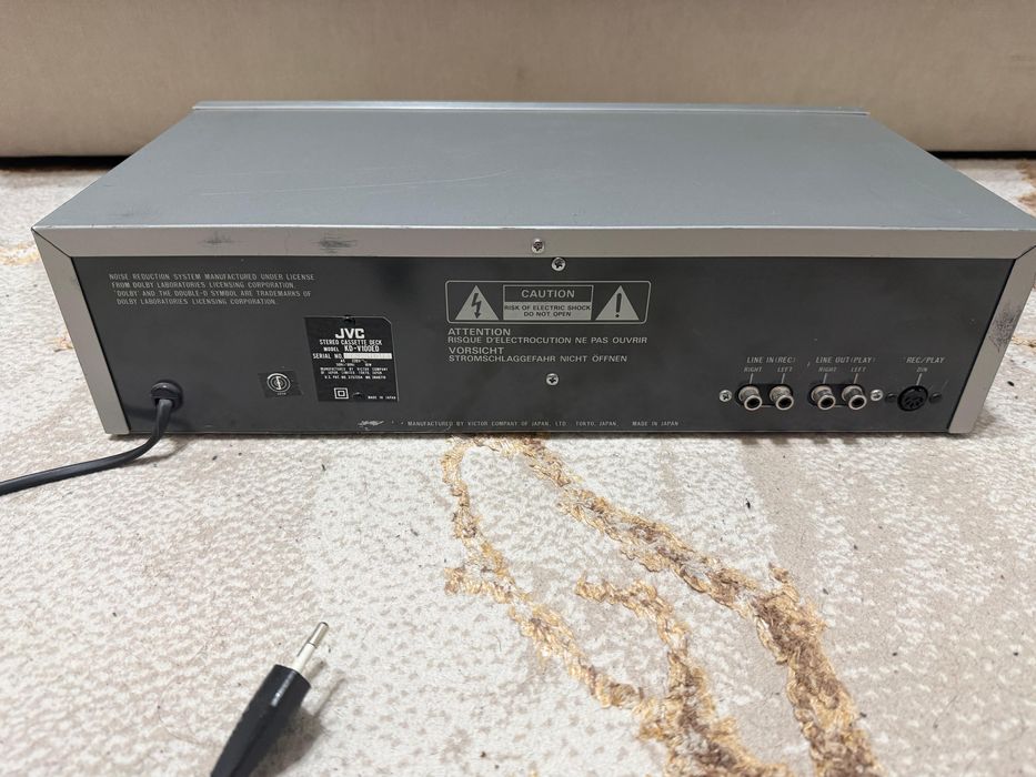 Casetofon Deck JVC - mici urme de uzura