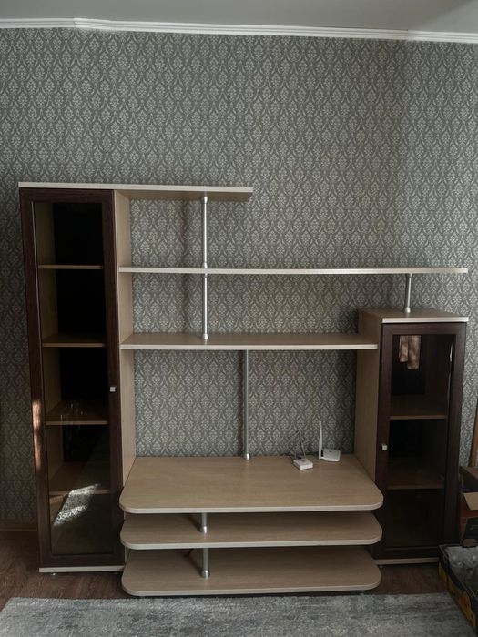 Продам стенку в гостиную