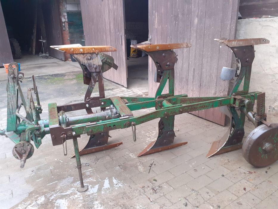 Plug 3 brazde reversibil automat Gassner