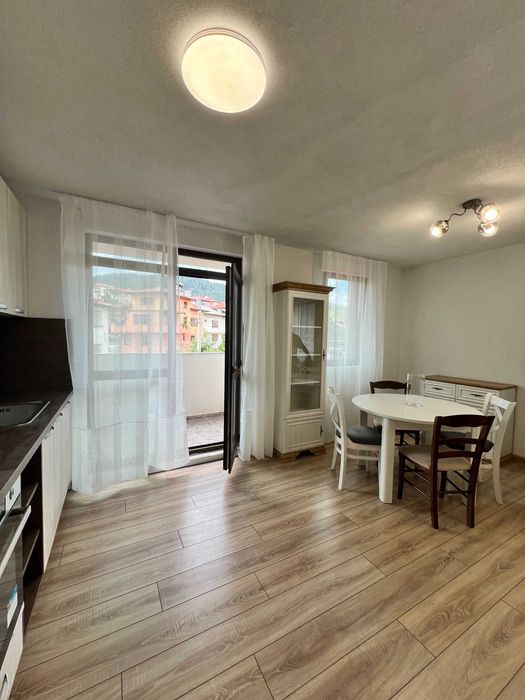 Дава се под наем Двустаен апартамент в Чепеларе - 60 кв.м за 348.84 € - Снимка #1
