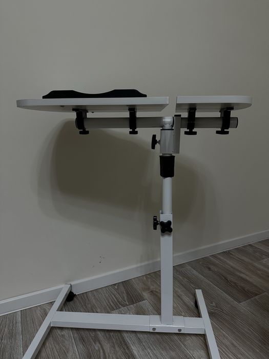 Столик для работы складной