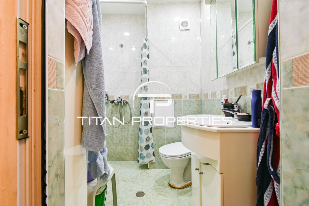 Продава се Тристаен апартамент в София, Гоце Делчев - 87 кв.м за 4023 €/кв.м - Снимка #9
