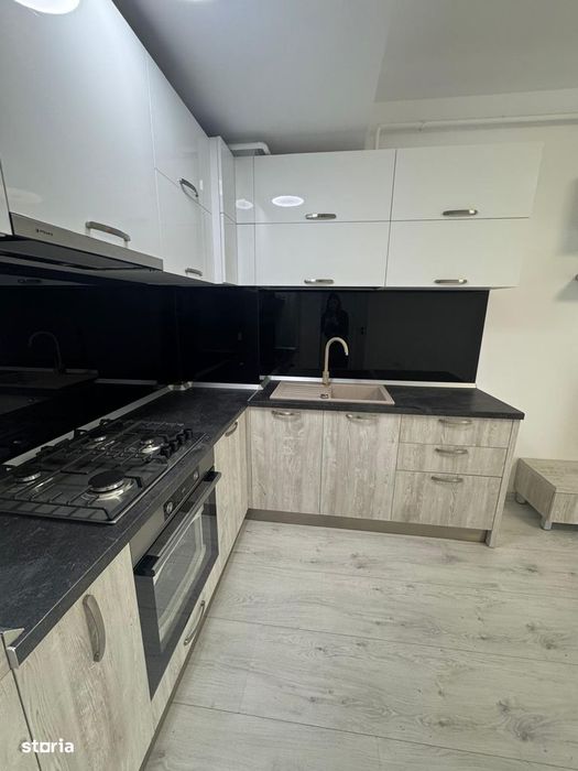 Apartament de vânzare et 3, bloc Libertății, lângă Parcul Libertății