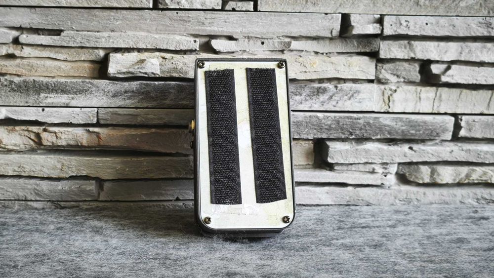 Pedala chitara electrica Harley Benton NG-100 Noise Gate – Noise Gate / Noise Suppressor | 4 Controale | 9V
