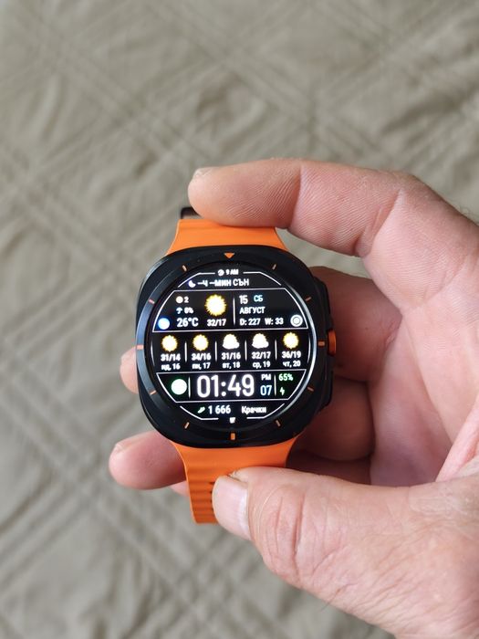 Заменям или продавам нов Galaxy Watch 8 Ultra.