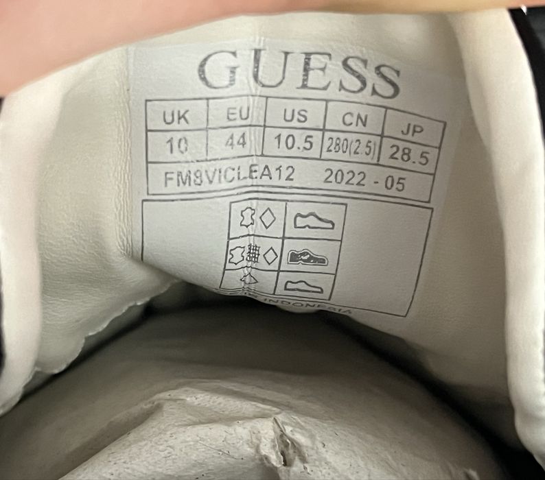 Обувки Guess VICE