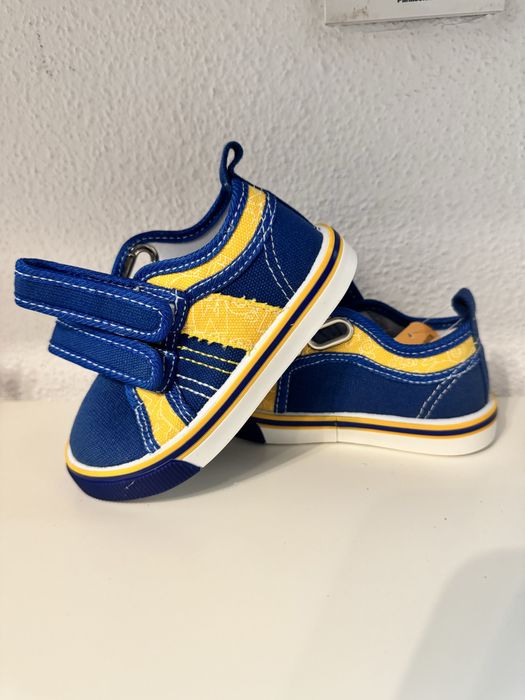 Детски маратонки в синьо