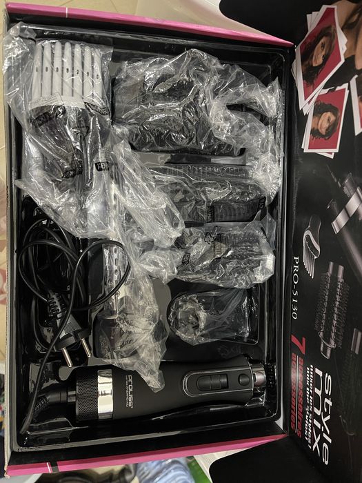 Фен для волос с насадками