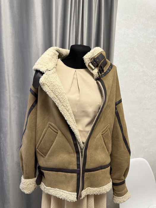 Дубленка новая очень стильная