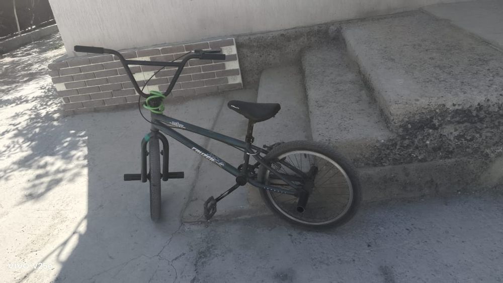 BMX велик в хорошем состоянии
