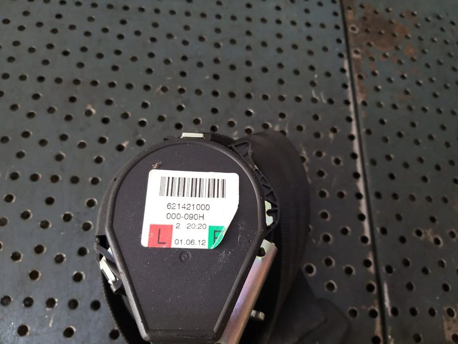 Centura dreapta spate audi a4 b8 8k berlina 8k0857805q