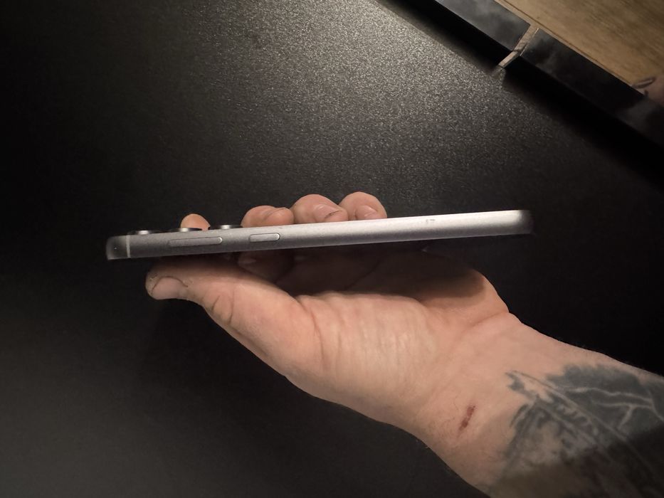 Samsung galaxy s23 FE