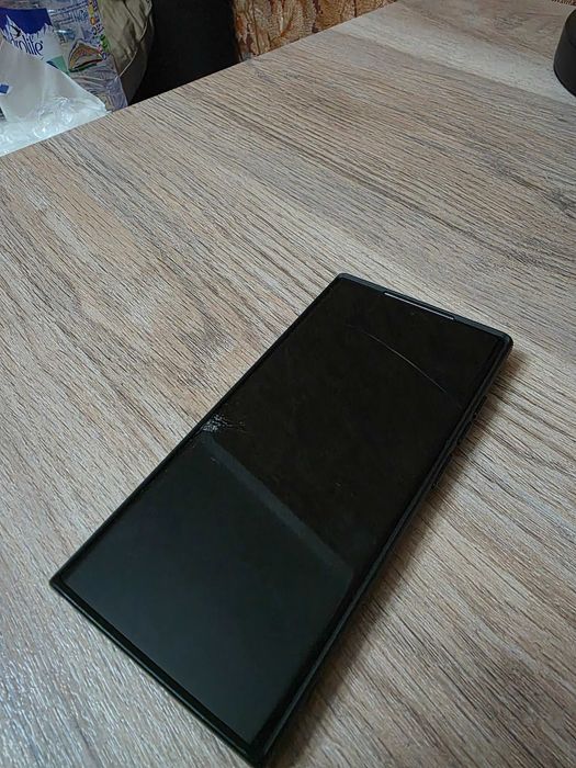 Самсунг с 23 ультра 512 gb