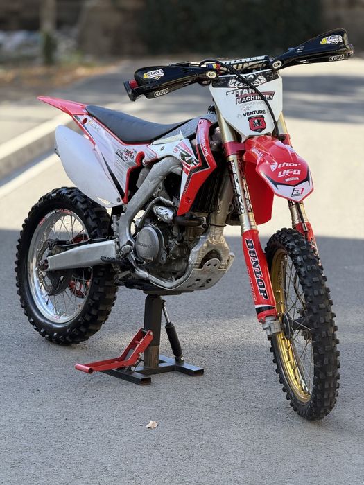 Vând Honda CRF 250R 2017 Impecabil/Injecție/Mape!3250€neg!