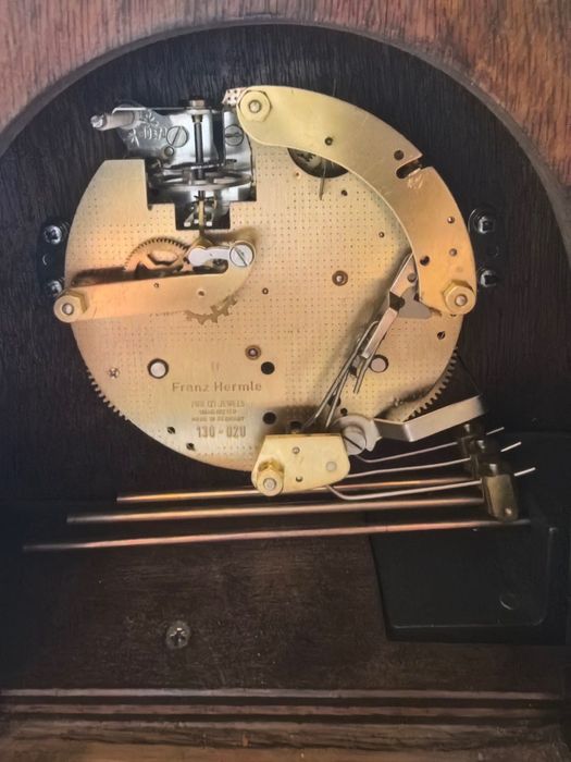 Старинен Карминен Часовник