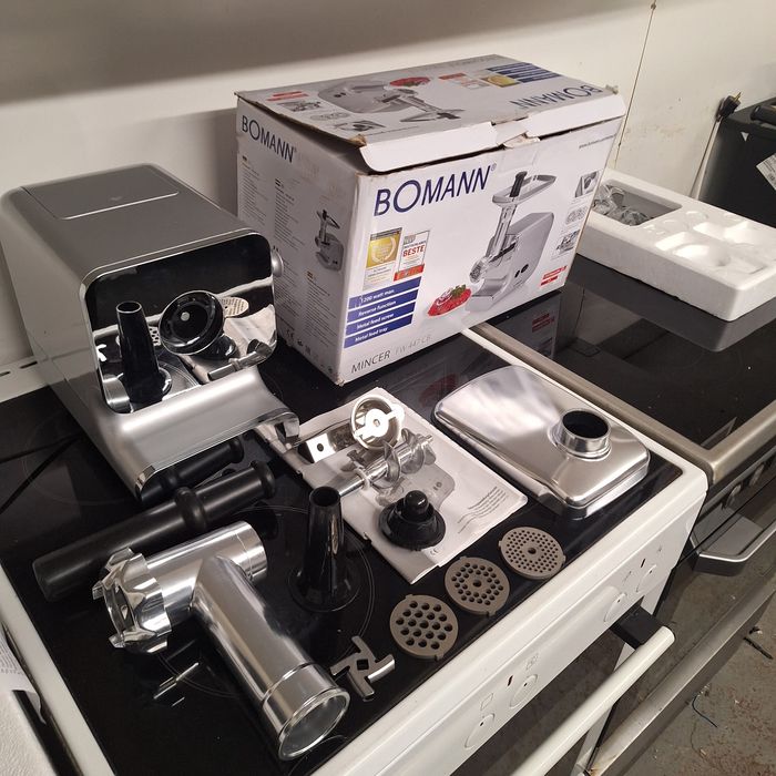 Месомелачка Bomann 1200W - нова неизползвана