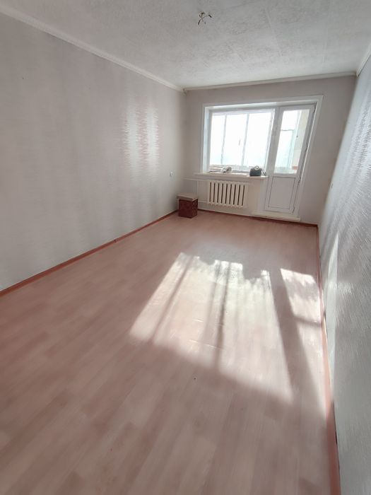 Продается 2-комн (6-50, 5 эт)