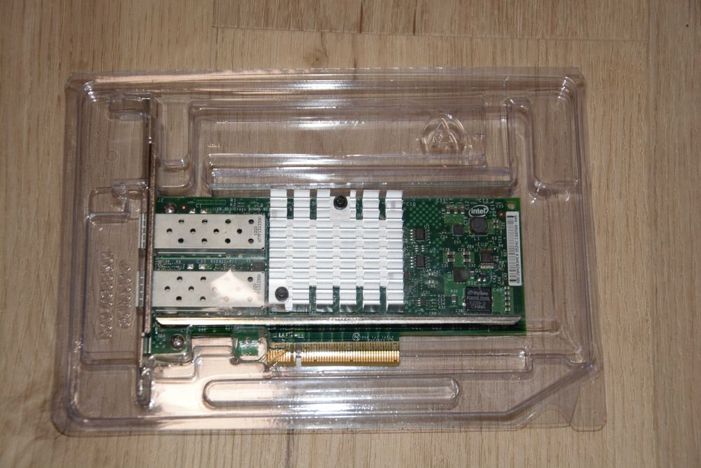 Placa retea Intel X520-DA2