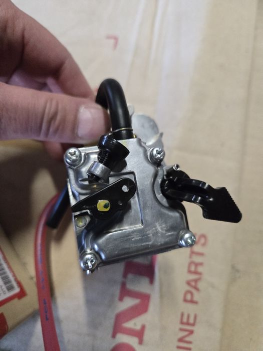 Карбуратор за косачка HONDA