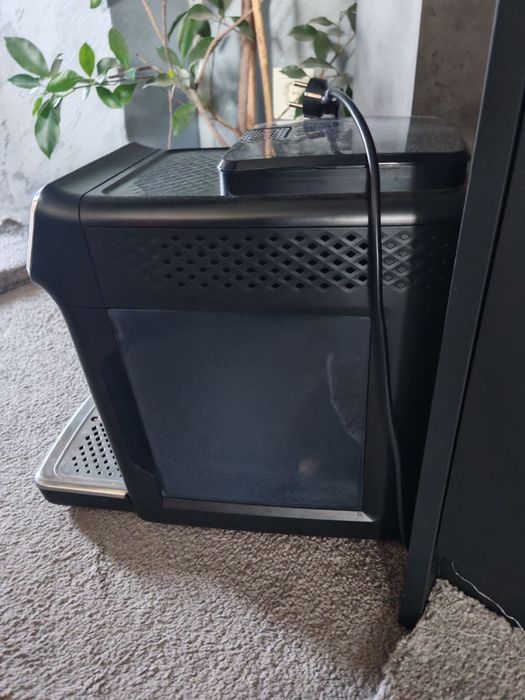 Продава се!!! Кафе автомат Philips EP 1224 тел.0898656516