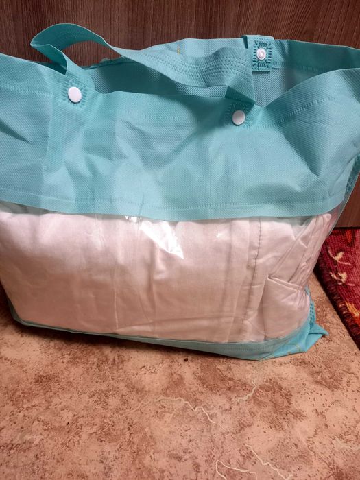 Одеялко детское ,легкое.