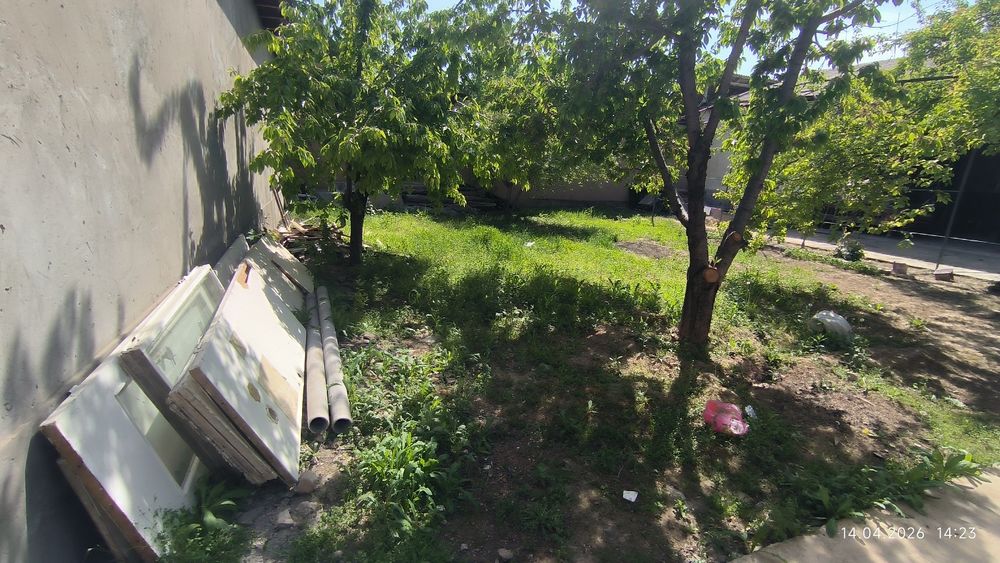 Ер сотилади 2,3 сотих атрофида