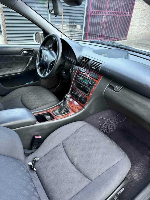 Vand mercedes c200 benzina +gpl
