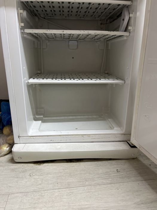 Холодильник INDESIT